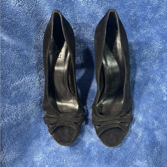 Gucci Debra Black Suede Bamboo Heel Open Toe Pumps - Picture 5 of 10